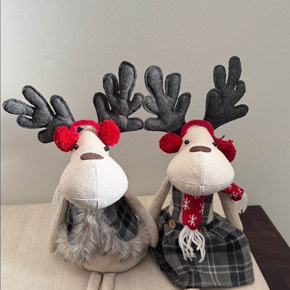 Festive Reindeer Plush Set - Picture 2 of 3